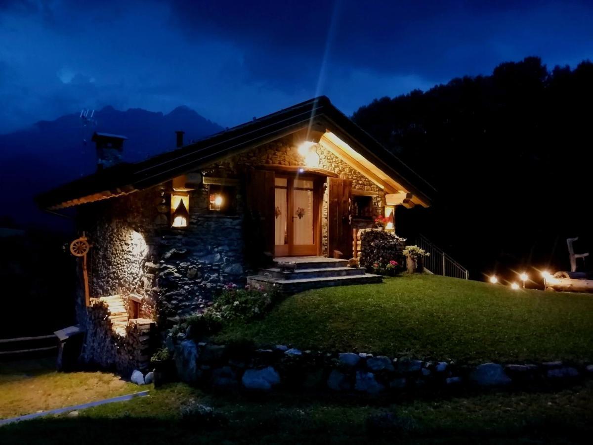 Chalet Cuore Selvatico Monno Kültér fotó